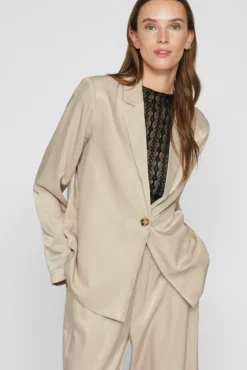Americana blazer satinada