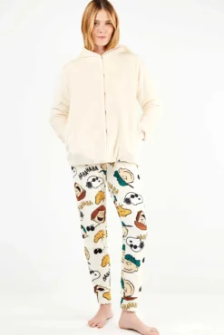 Bata peluche extrasuave