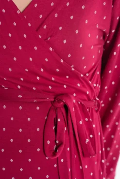 Bata premamá estampado corbatero