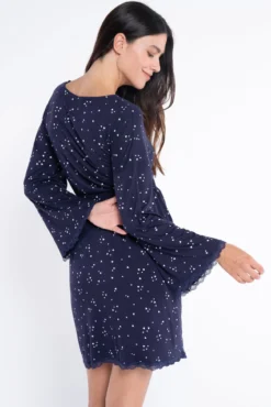 Bata premamá estampado corbatero