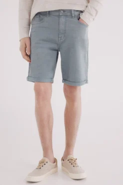 Bermuda color lavada slim fit