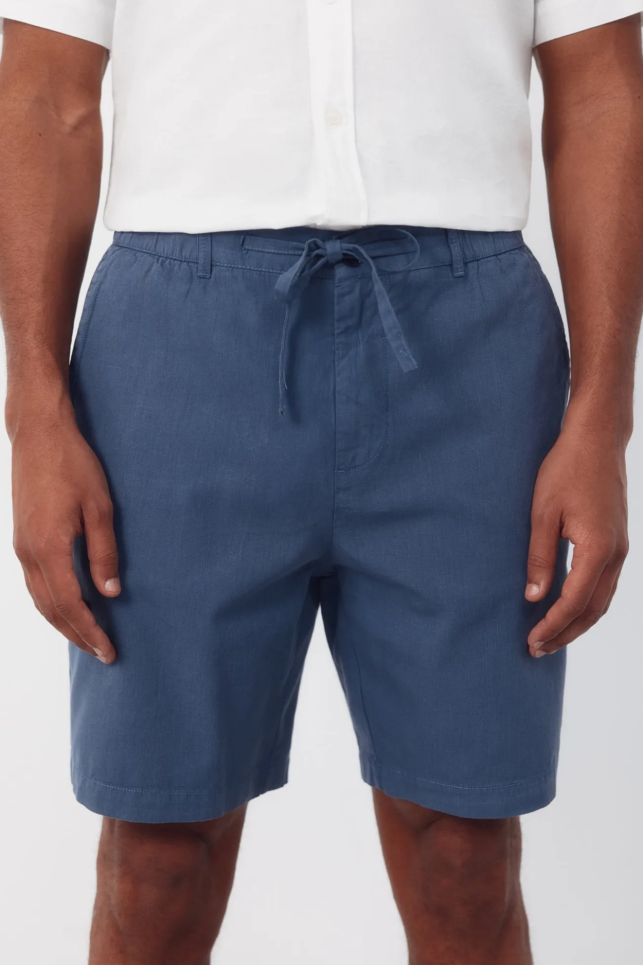 Bermuda con goma y cordones regular
