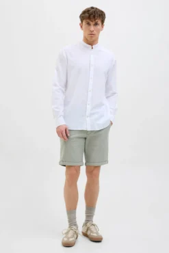 Bermuda estilo chino regular fit