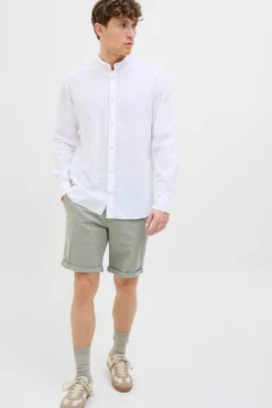 Bermuda estilo chino regular fit
