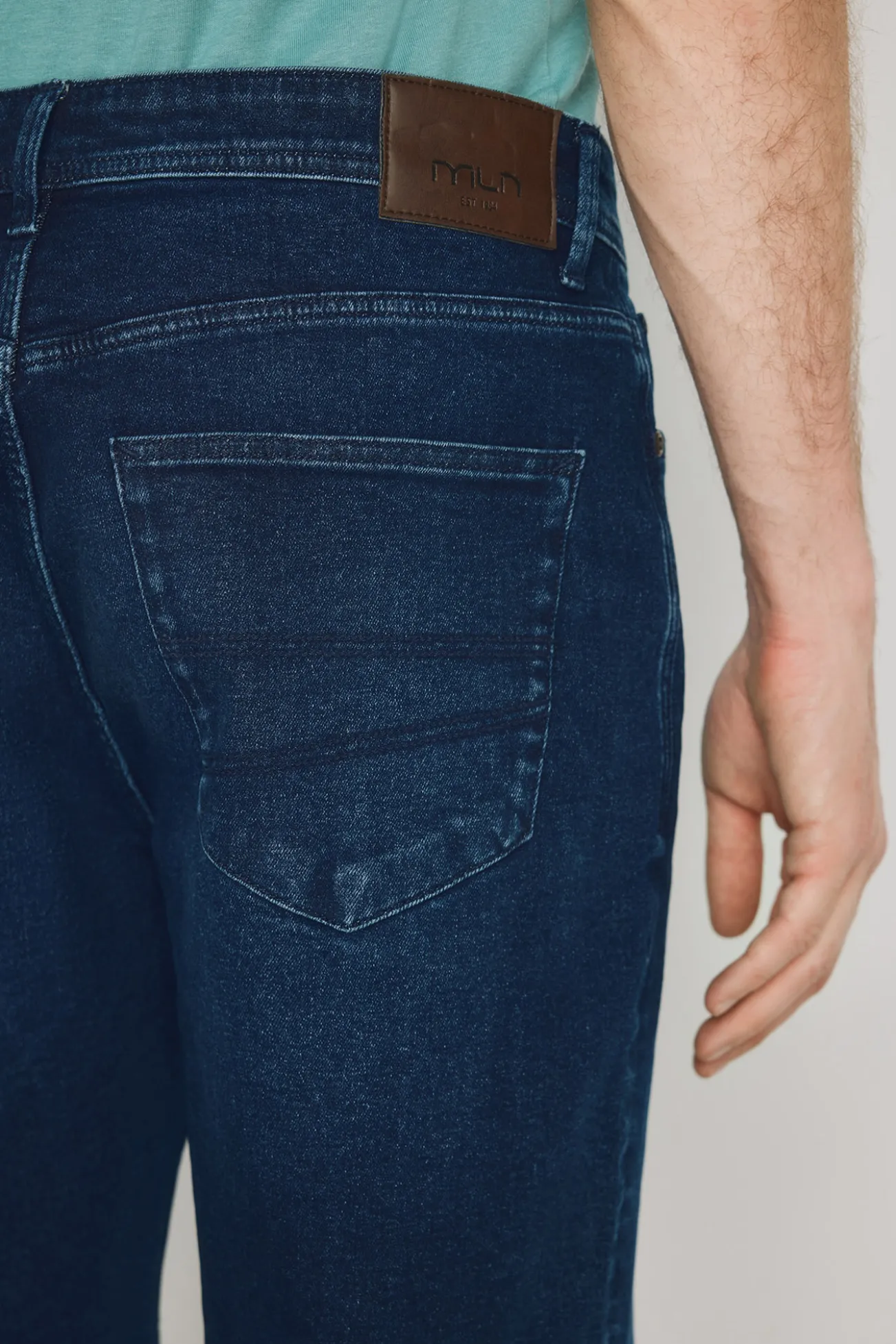 Bermuda vaquera regular fit
