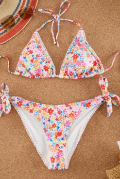 Bikini con estampado floral