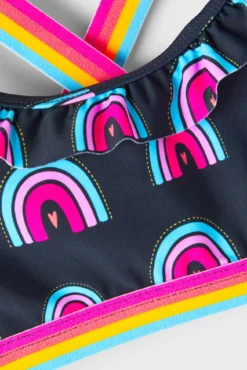 Bikini de niña contraste de arcoíris con detalle volante