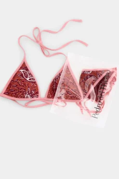 Bikini estampado con contrastes