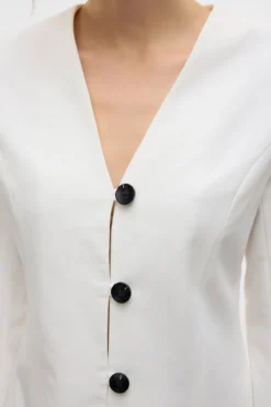 Blazer de cuello pico