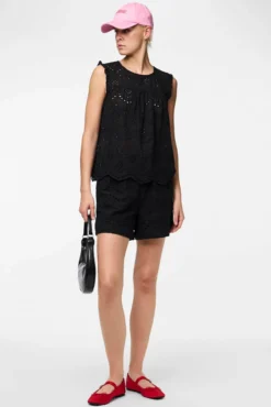 Blusa con detalle
