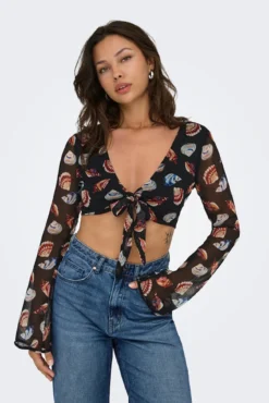 Blusa corta ajustable