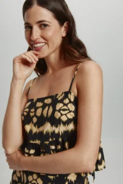 Blusa corta tirantes
