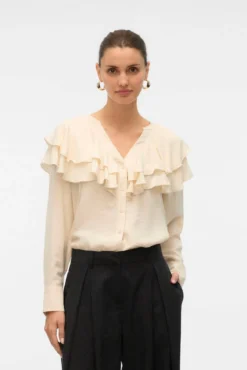 Blusa cuello de volantes