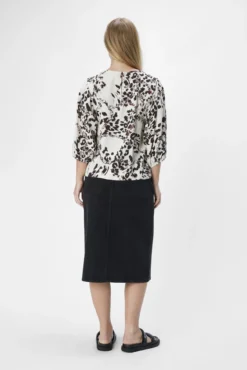 Blusa estampada manga 3/4