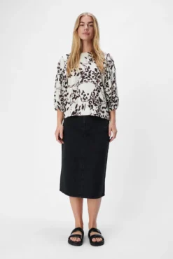 Blusa estampada manga 3/4