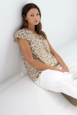 Blusa fluida estampada