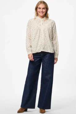 Blusa mao floral