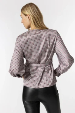 Blusa Satinada Cruzada