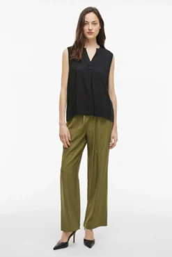 Blusa sin mangas cuello mao de viscosa
