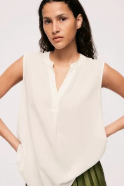 Blusa sin mangas cuello mao de viscosa
