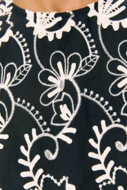Blusa tejido bordado
