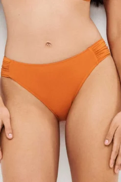 Braga bikini clásica