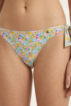 Braga bikini clásica floral