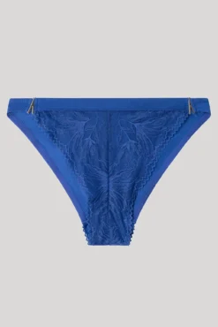 Braga tipo bikini de encaje azul klein