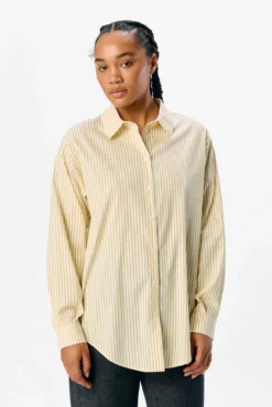 Camisa amplia rayas