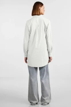 Camisa basica de algodón