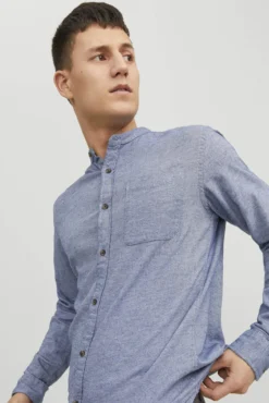 Camisa confort fit cuello mao