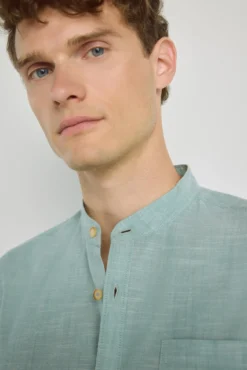 Camisa cuello mao manga corta
