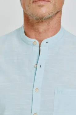 Camisa cuello mao manga corta