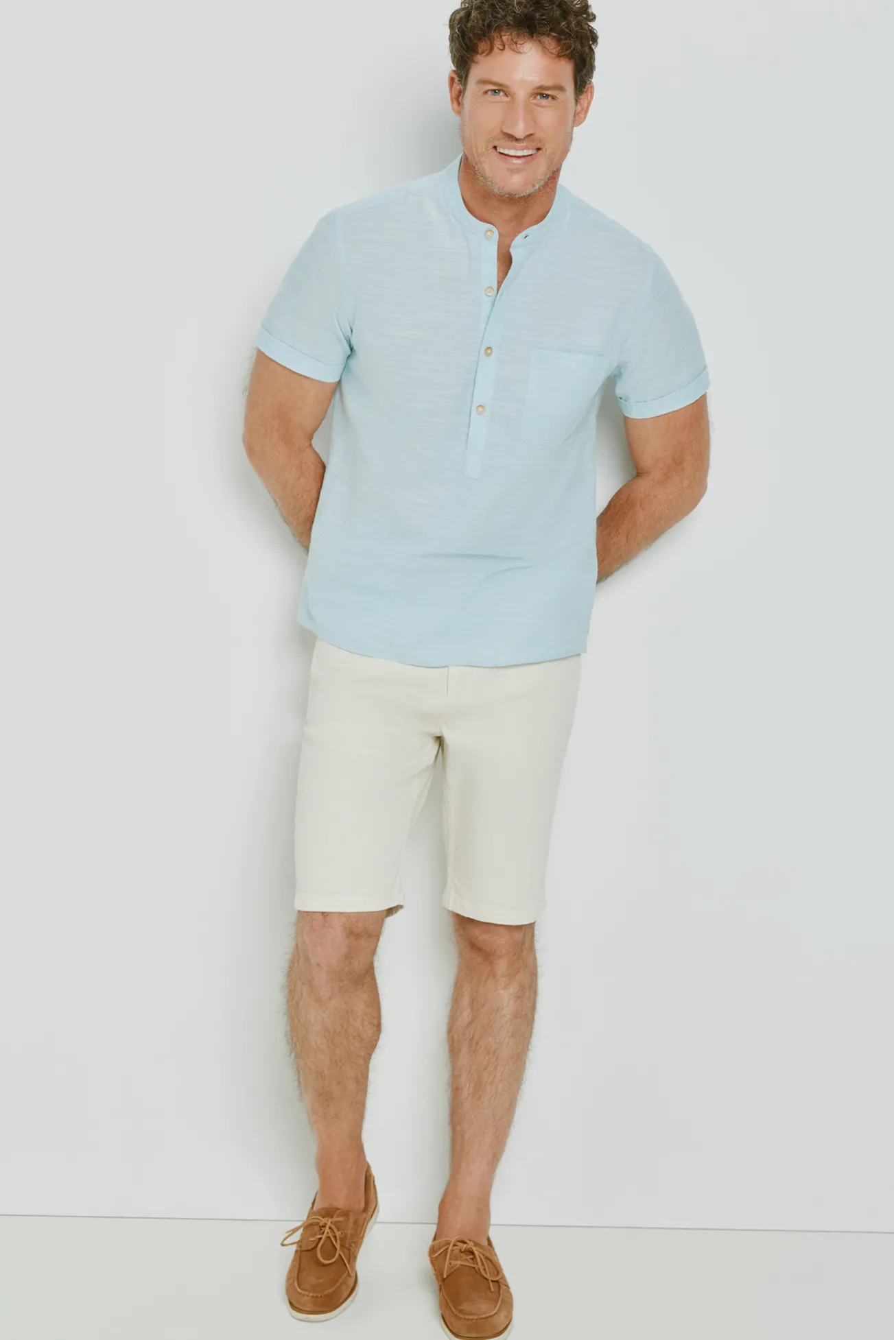 Camisa cuello mao manga corta
