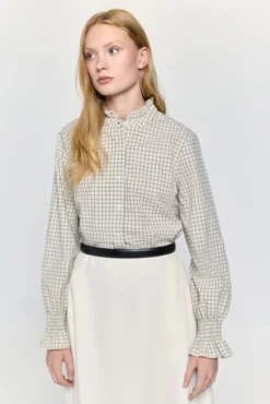 Camisa cuello volante