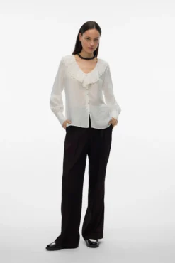 Camisa de cuello volante