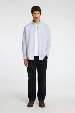 Camisa de manga larga con bolsillo 100% algodón