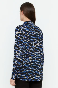 Camisa de mujer estampada