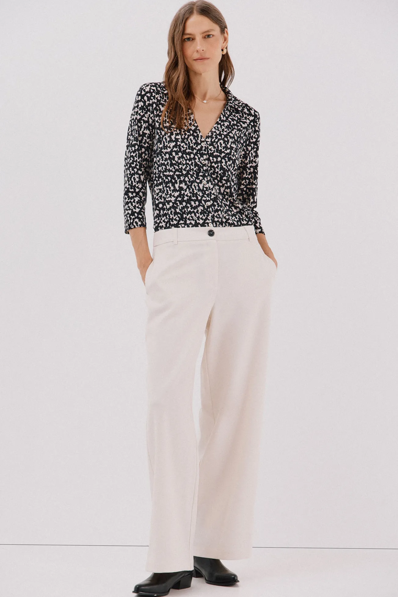 Camisa elástica botones