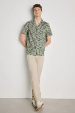 Camisa estamapada manga corta