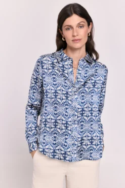 Camisa estampada cuello camisero