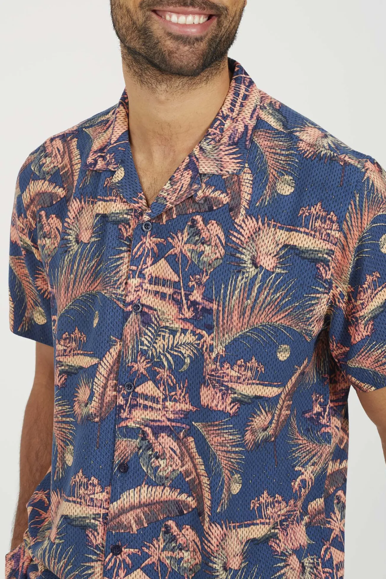 Camisa estampada de manga corta