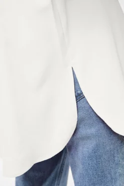 Camisa larga tipo oversize