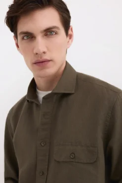 Camisa lino bolsillos