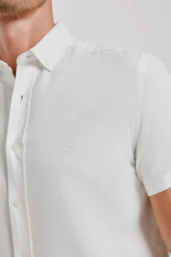 Camisa lisa manga corta