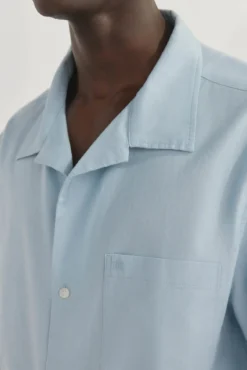 Camisa lisa manga corta tejido lino
