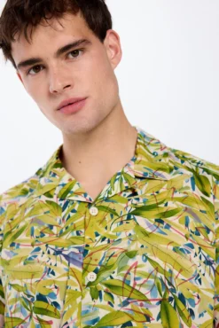 Camisa manga corta estampada viscosa