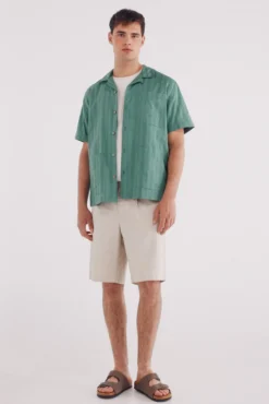 Camisa manga corta guayabera ligera jacquard