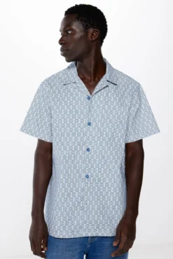 Camisa manga corta jacquard bordado