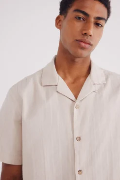 Camisa manga corta jacquard ligero